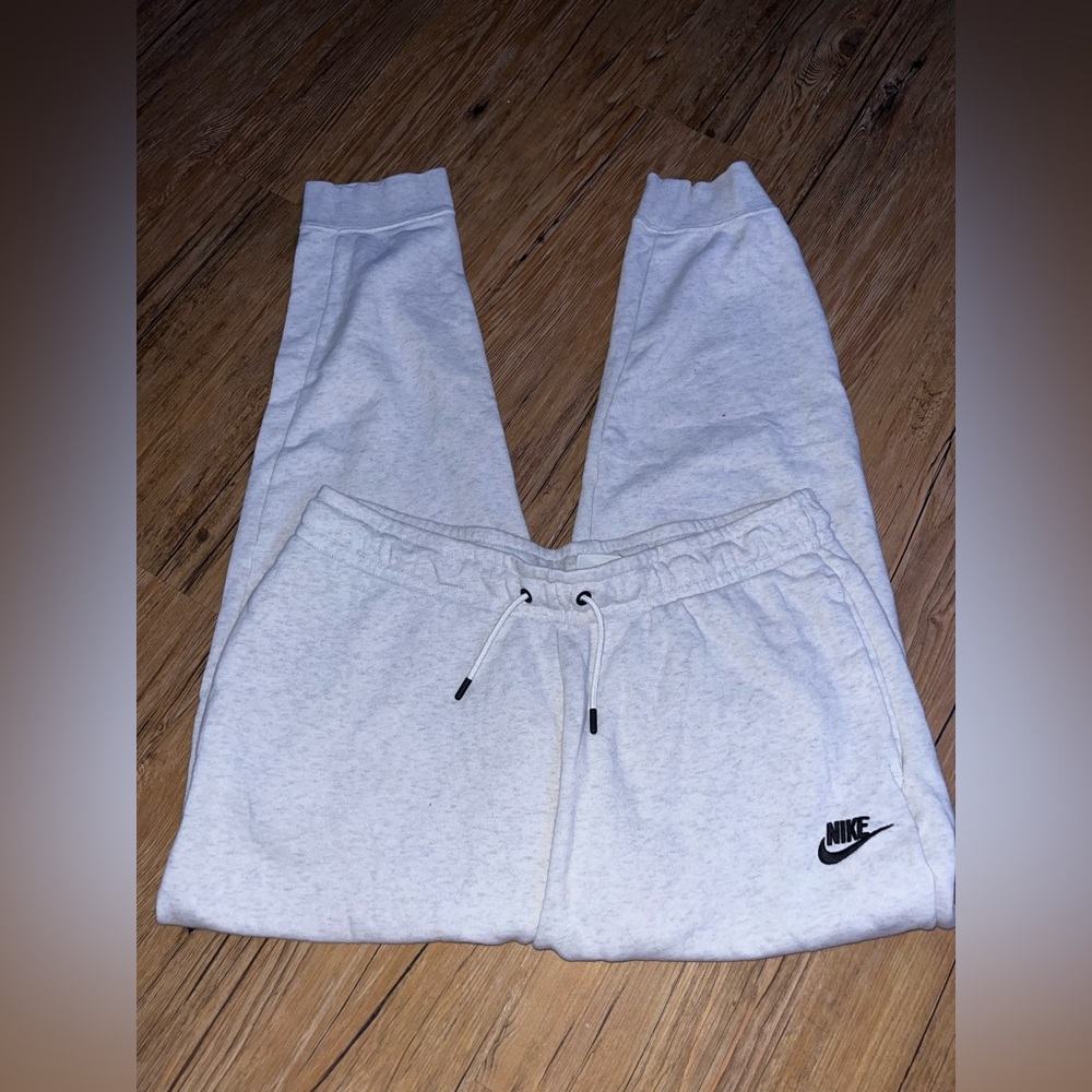 Nike Sweatpants